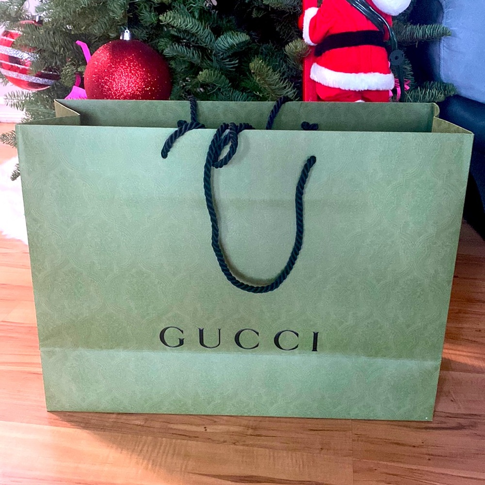 Gucci Shopping Bag in Green Color